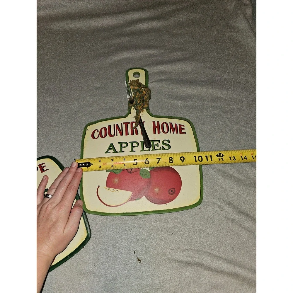 Vintage Farmhouse Apple Kitchen Wall Decor Signs Cutting Board Shape Set of 2